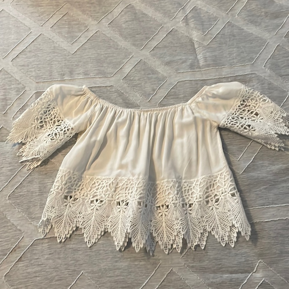 White off the shoulder crop top